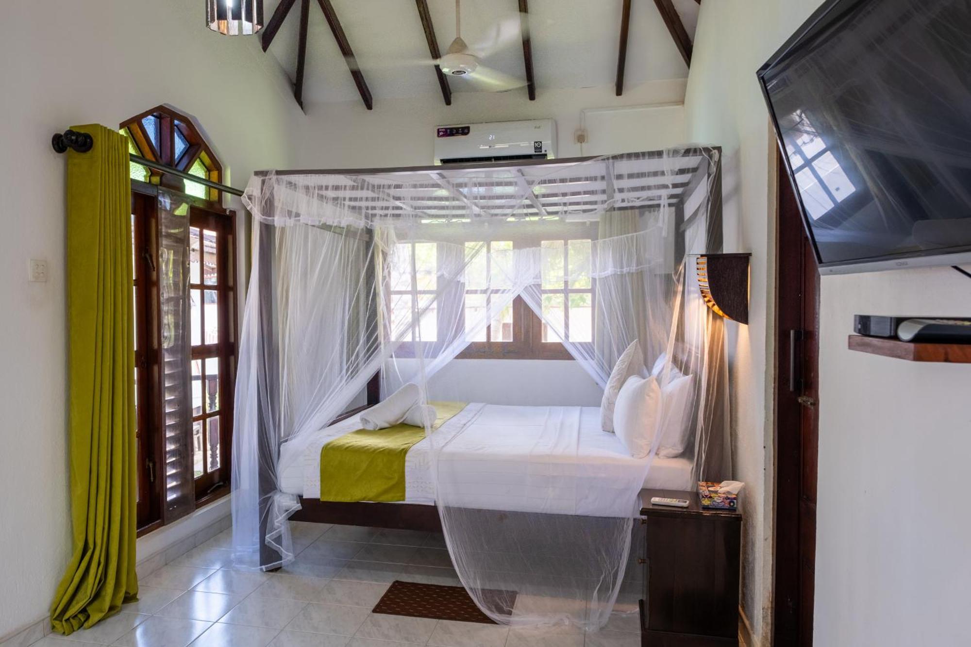 Serenity Beach Cabanas Tangalle Bagian luar foto